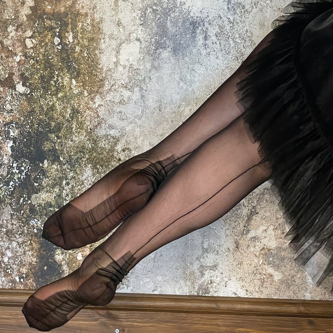 vintage black fully fashioned stockings by aristoc