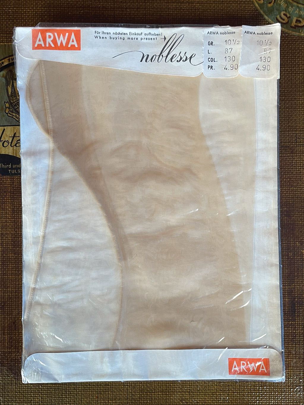 Vintage ARWA Noblesse Fully Fashioned Stockings VS048