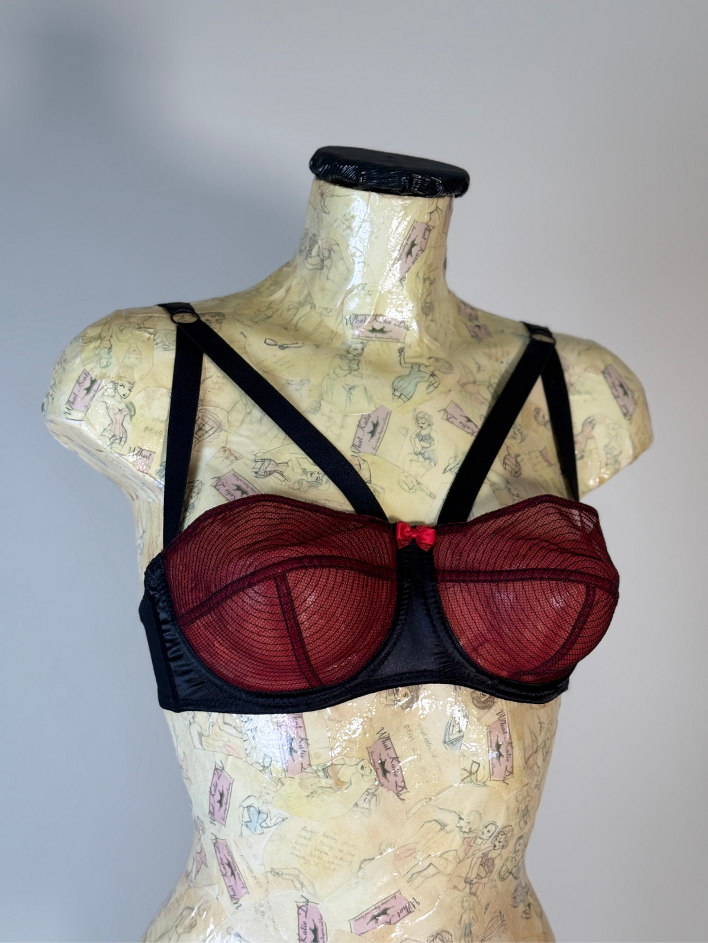 AL242 Black Red Bra 32DD