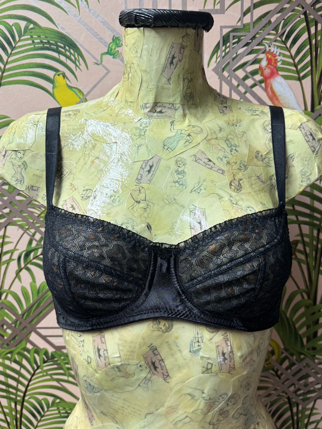 AL271 Chetah Lace Bra 32DD, 34B, 32C