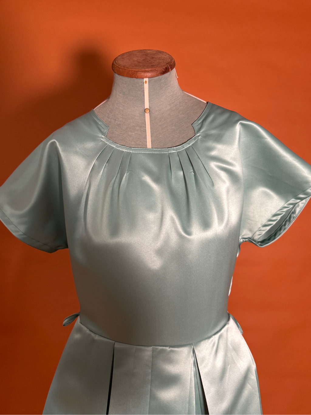 SD003 SAMPLE Satin Dress UK 12 / US 8