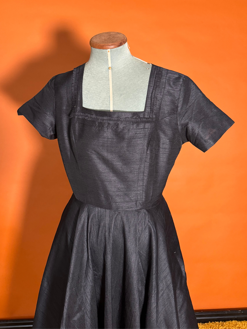 SD010 SAMPLE Black Dupion Dress UK 10 / US 6