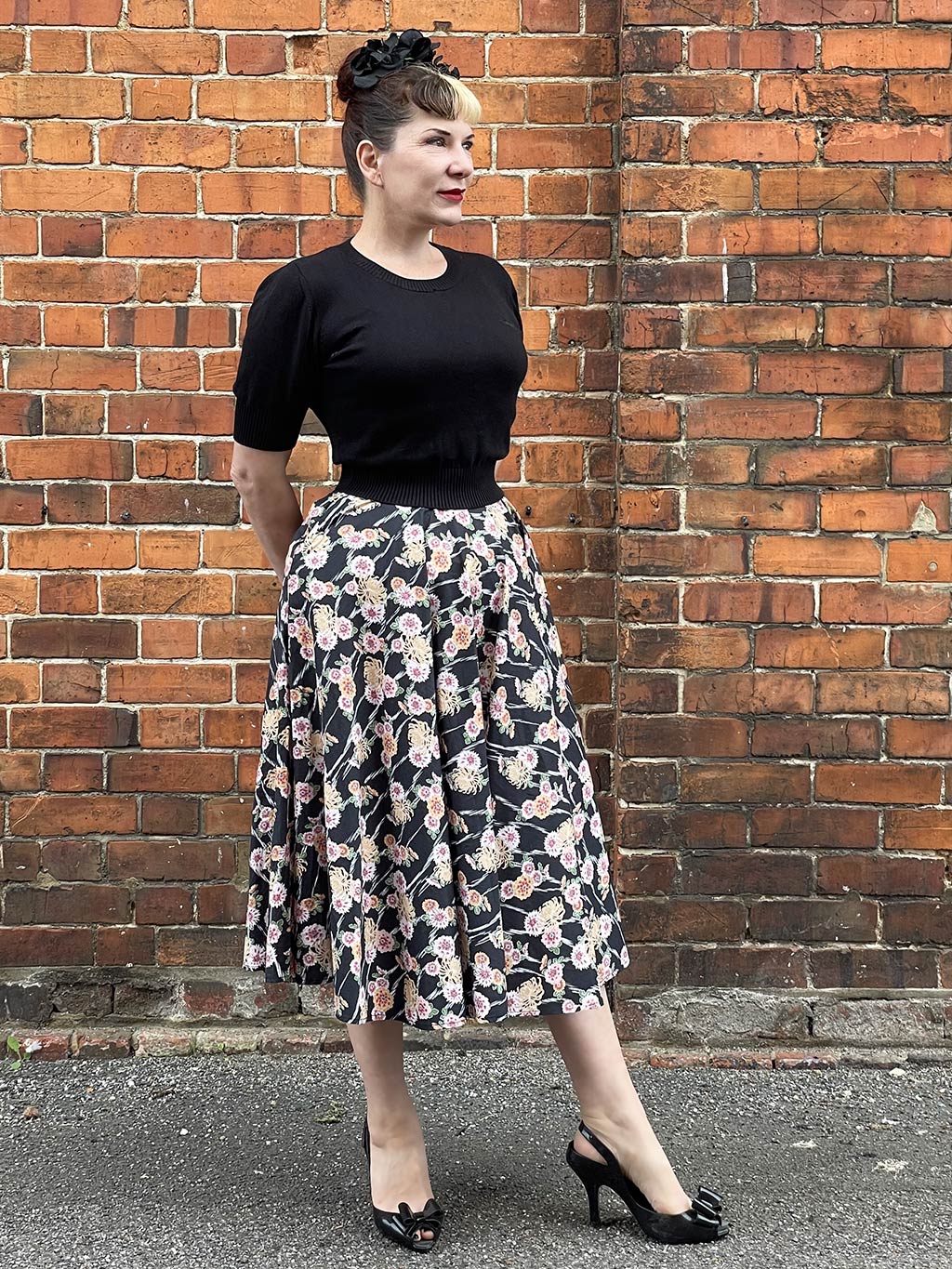kimono print circle skirt worn with retro short sleeve jumper
