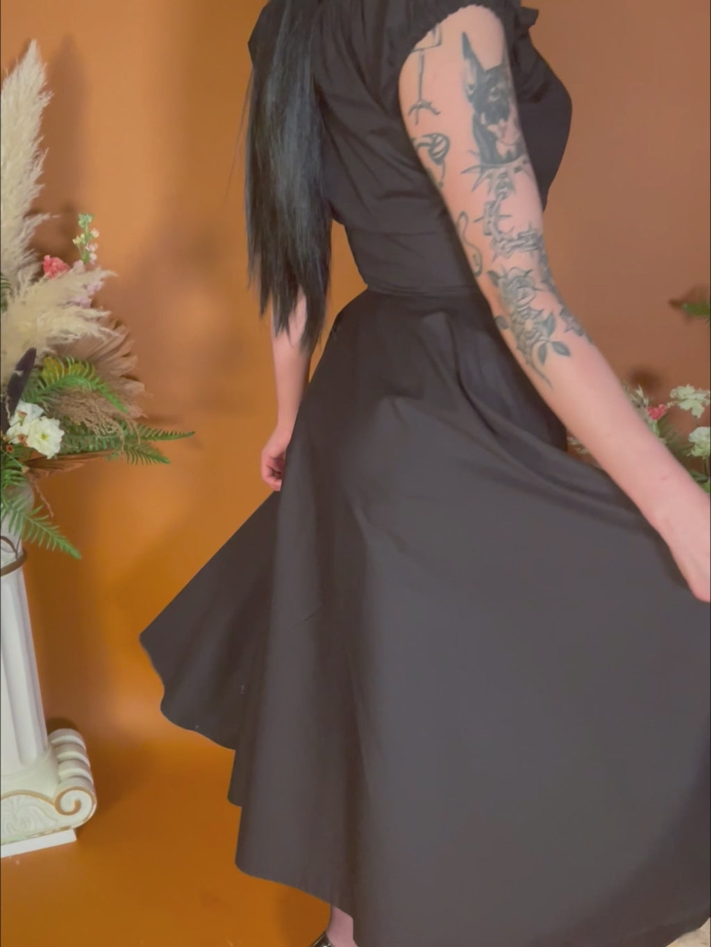 1950s Rita Black Milkmaid Dress V017BC