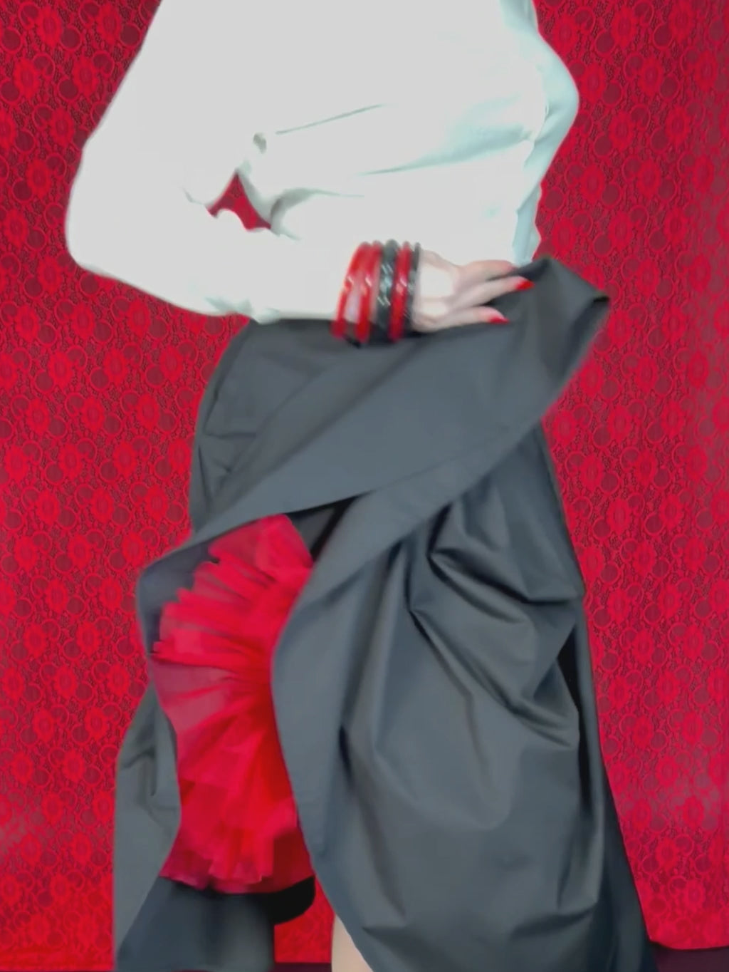 1950s style off white cardigan.