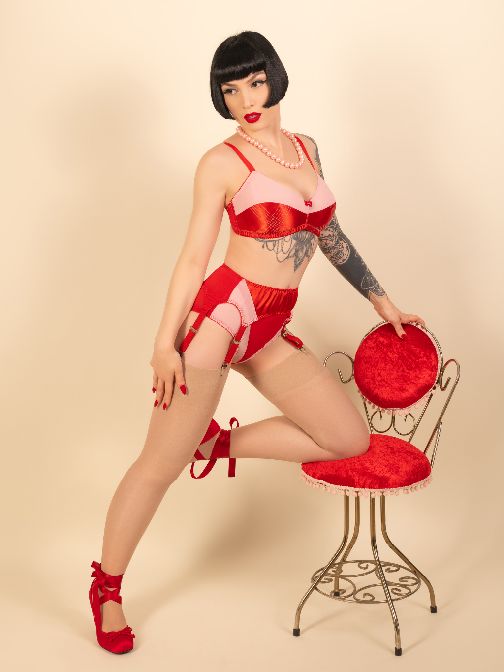 Allure Semi Opaque  RHT Stockings Vanilla