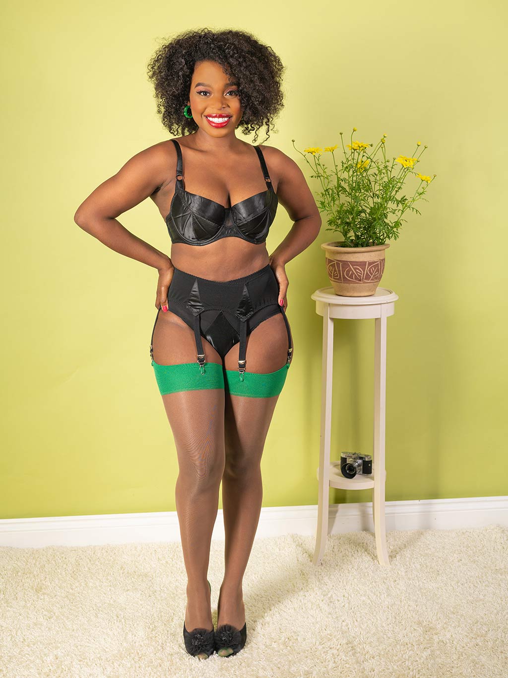 Mid tone cinnamon green seamed stockings. Cinnamon leg with a contrasting green seam, foot and welt. Wide welt for more comfort and ease of wear. Shop stockings from What Katie Did.